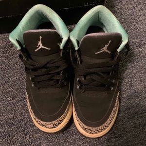 Jordan Mint 3s